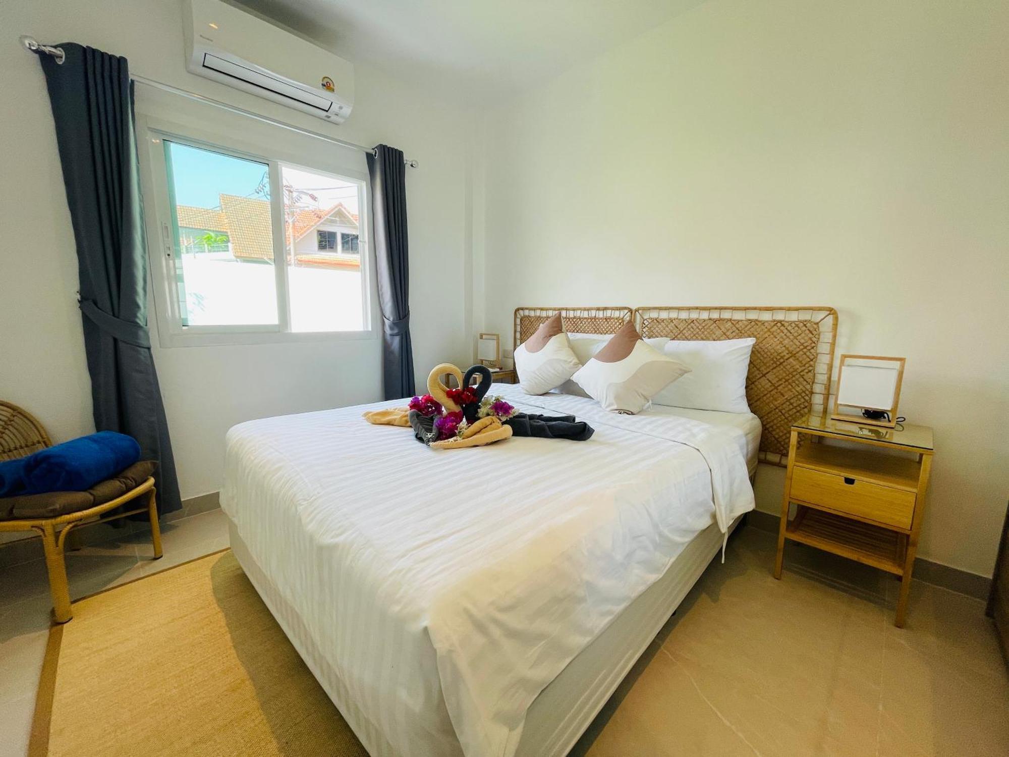 Baan Saint-Tropez Seaview Villas Kata Beach 外观 照片