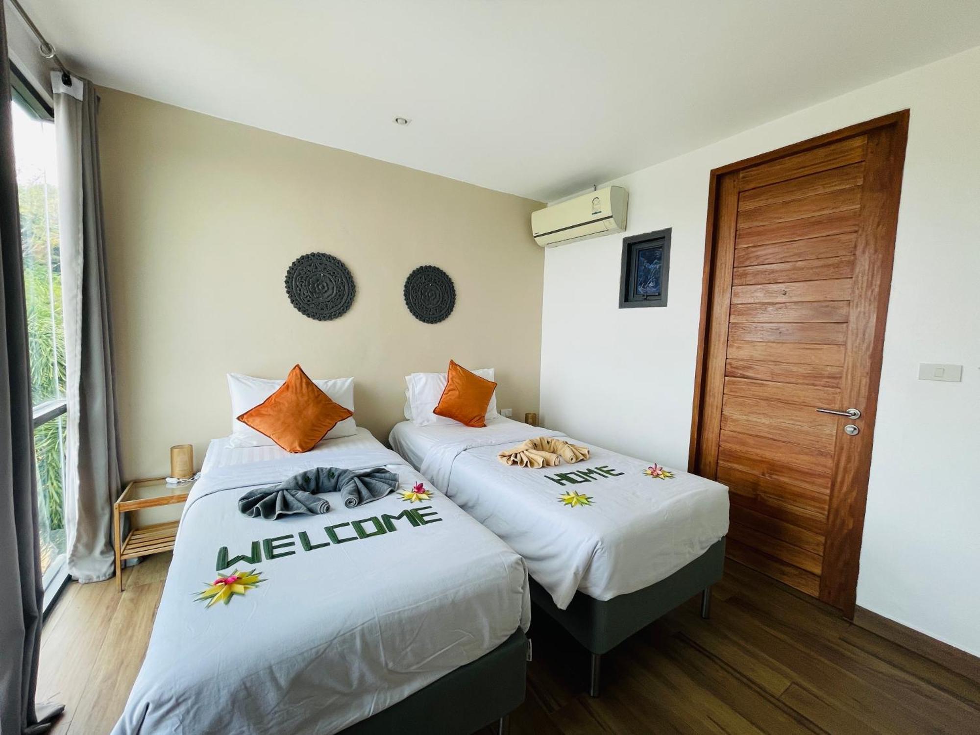 Baan Saint-Tropez Seaview Villas Kata Beach 外观 照片