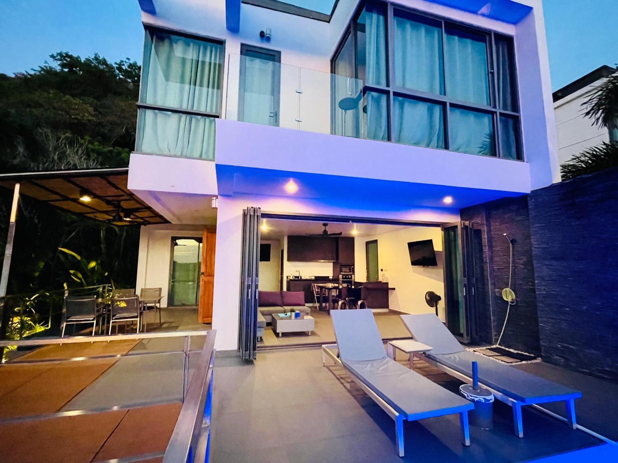Baan Saint-Tropez Seaview Villas Kata Beach 外观 照片