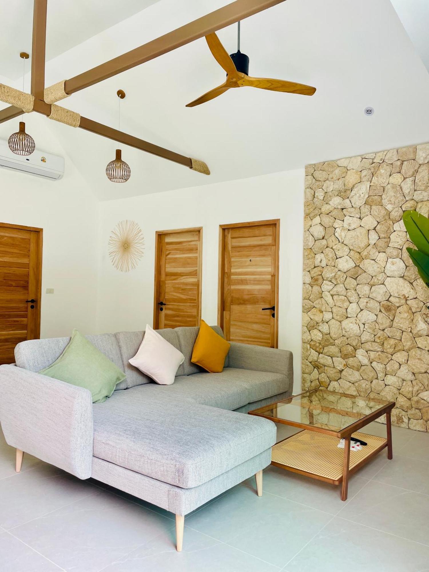 Baan Saint-Tropez Seaview Villas Kata Beach 外观 照片